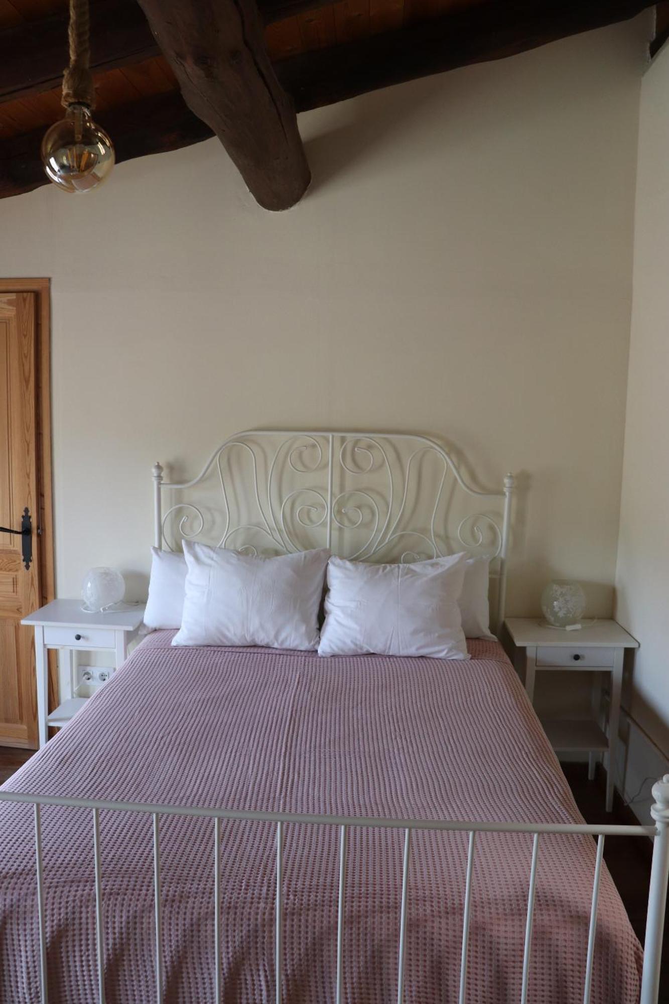 Les Magranes Bed & Breakfast Argelaguer Eksteriør bilde
